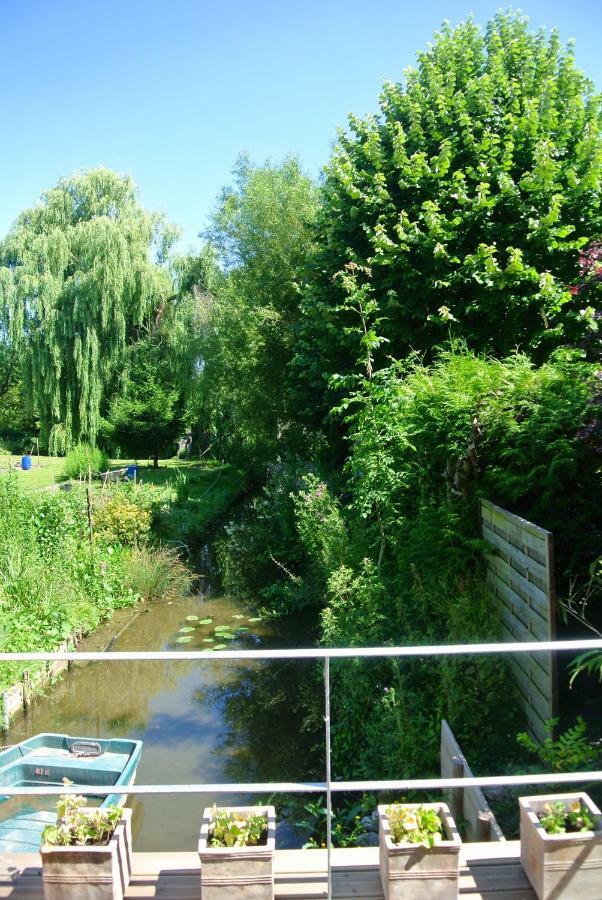 Comme Une Parenthese Au Coeur Des Hortillonnages Amiens Buitenkant foto
