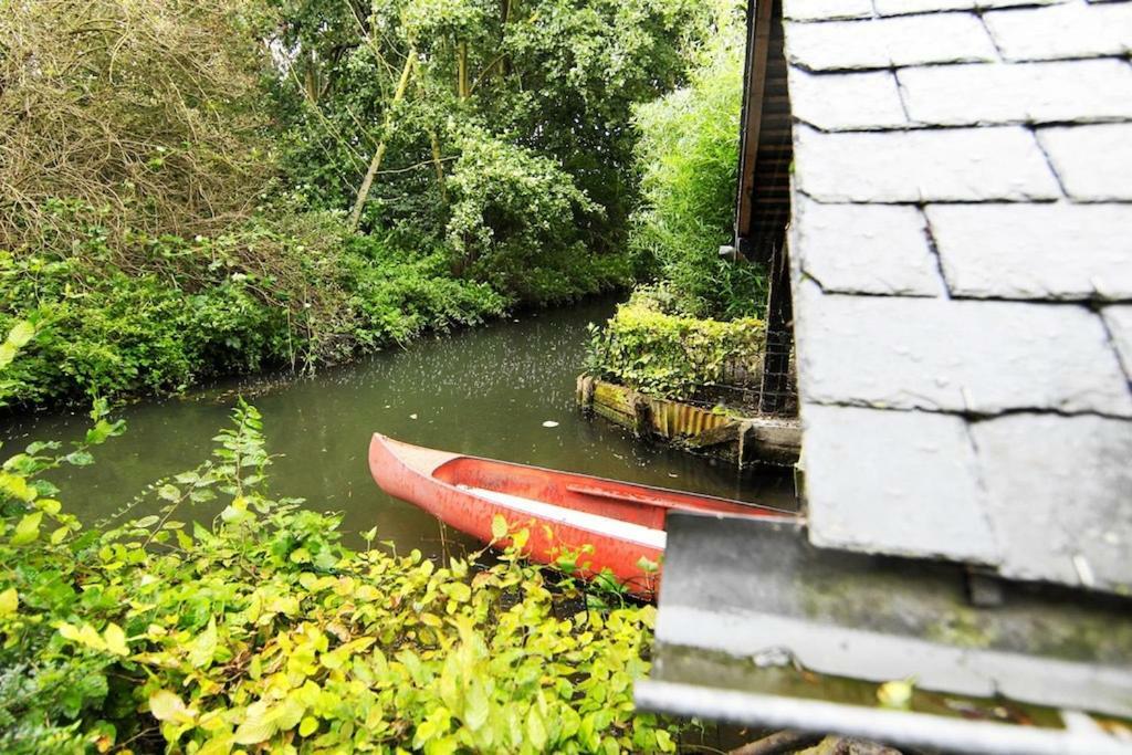 Comme Une Parenthese Au Coeur Des Hortillonnages Amiens Buitenkant foto